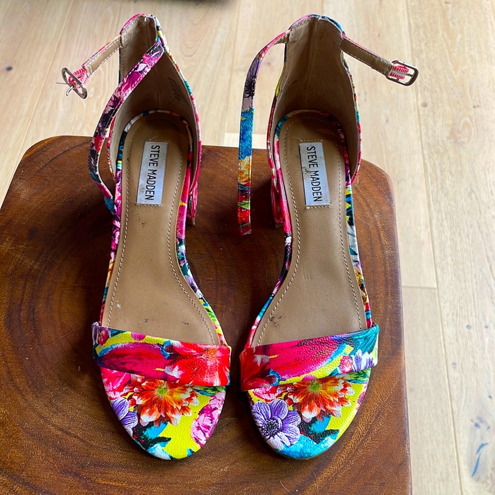 Steve Madden Irenee Sandal with block heel
